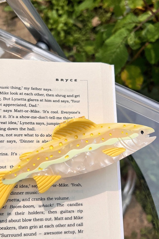 YELLOW.jpg