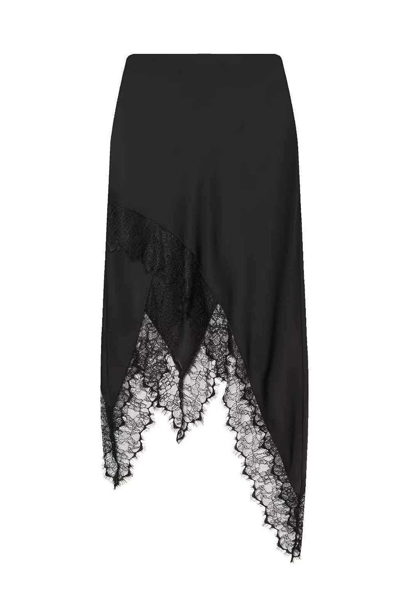 BLACK (1).jpg