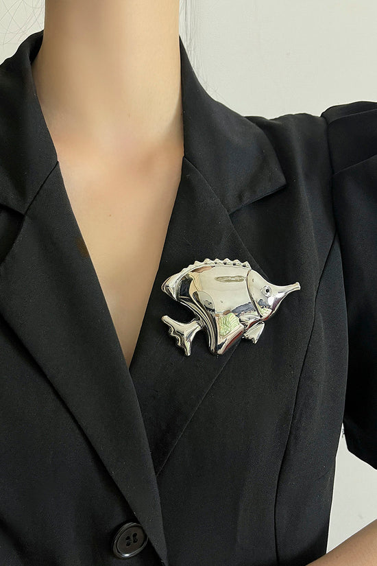 Elegant Fish-Shaped Brooch