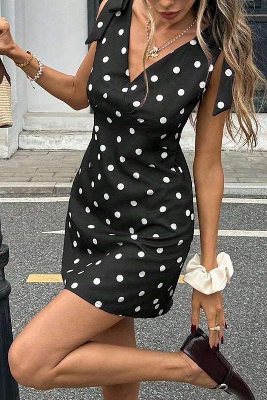 BLACK (1).jpg
