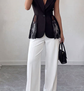 BLACK (1).jpg
