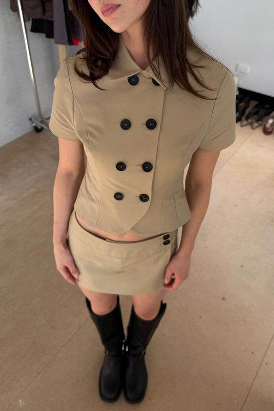 KHAKI.jpg