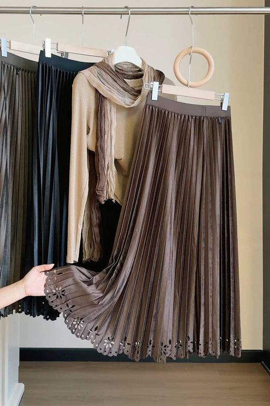 BROWN (3).jpg