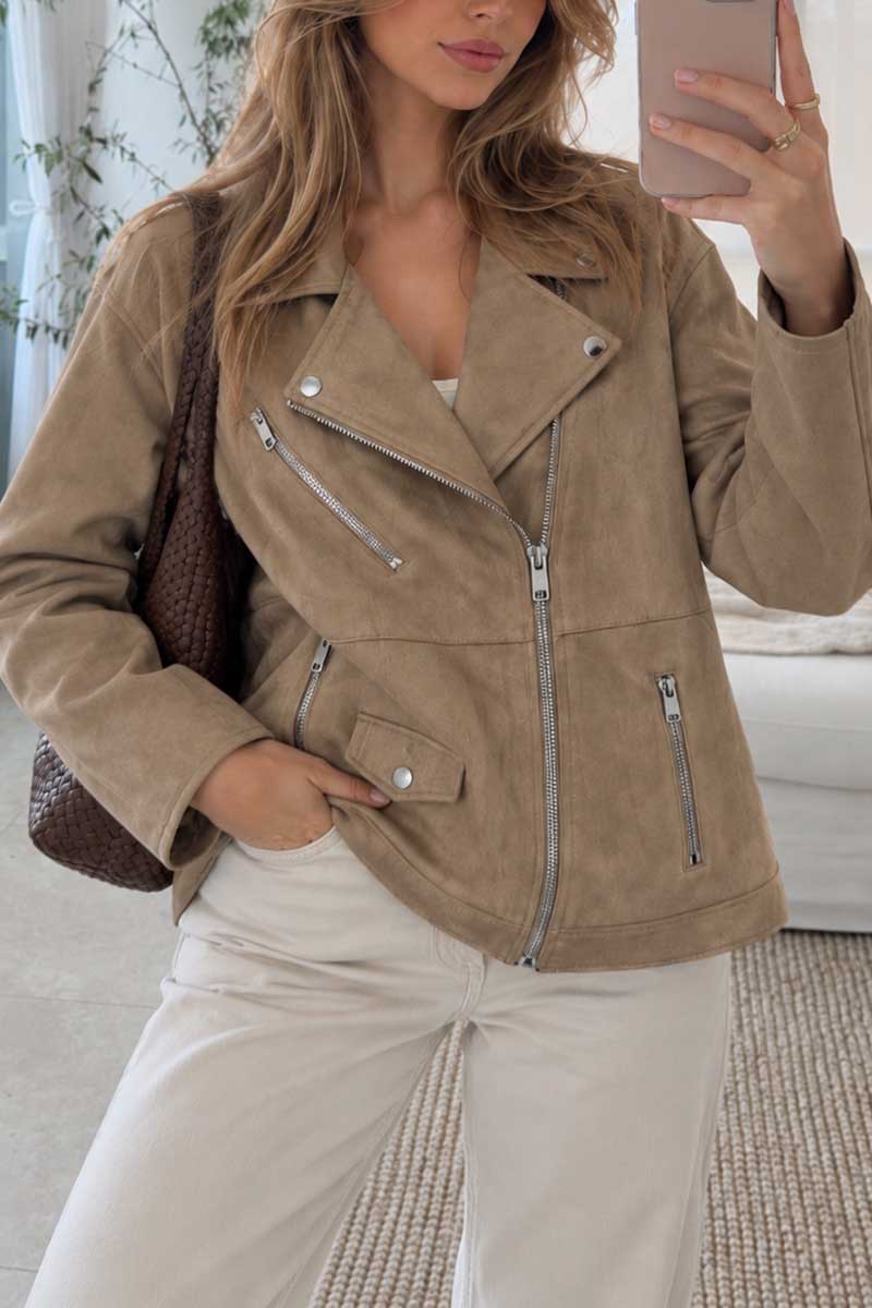 CAMEL (2).jpg