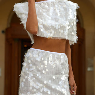 WHITE (1).jpg