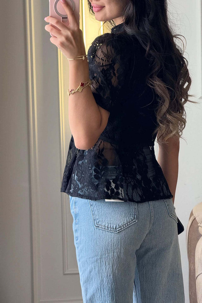 BLACK (2).jpg