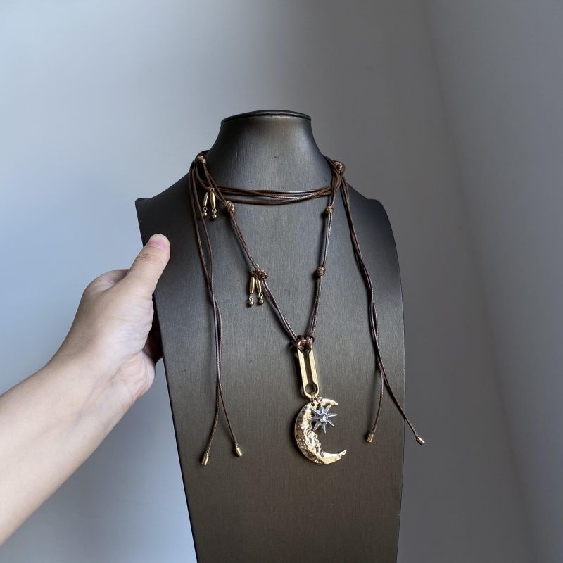 GOLD (2).jpg