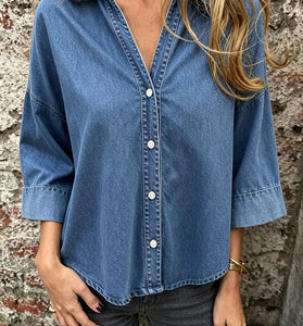 BLUE (1).jpg