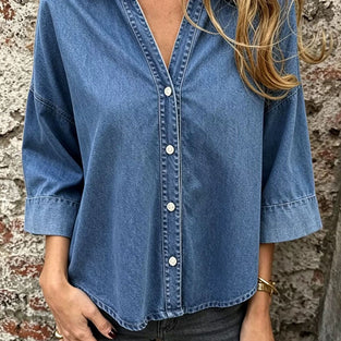 BLUE (1).jpg