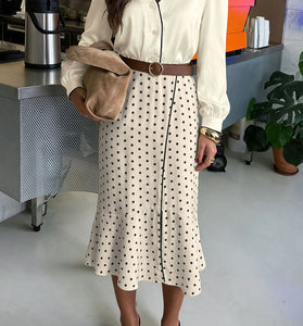 BEIGE (1).jpg
