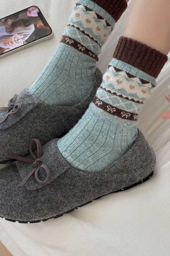 BLUE (1).jpg