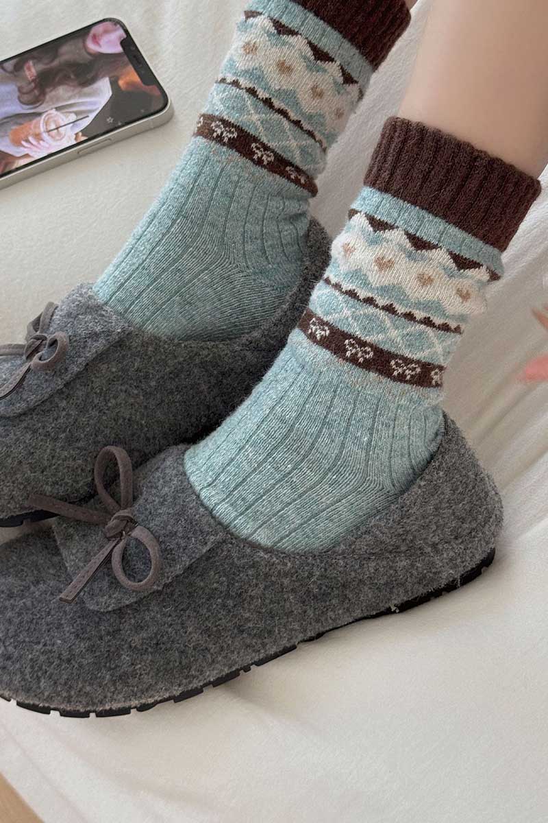 BLUE (1).jpg