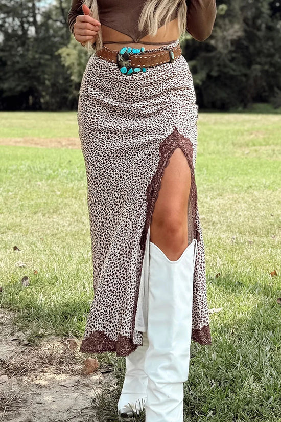 BROWN (3).jpg