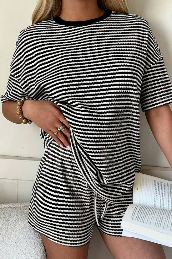 BLACK (1).jpg