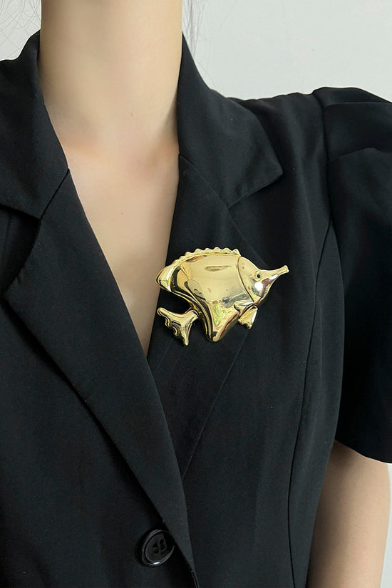 Elegant Fish-Shaped Brooch