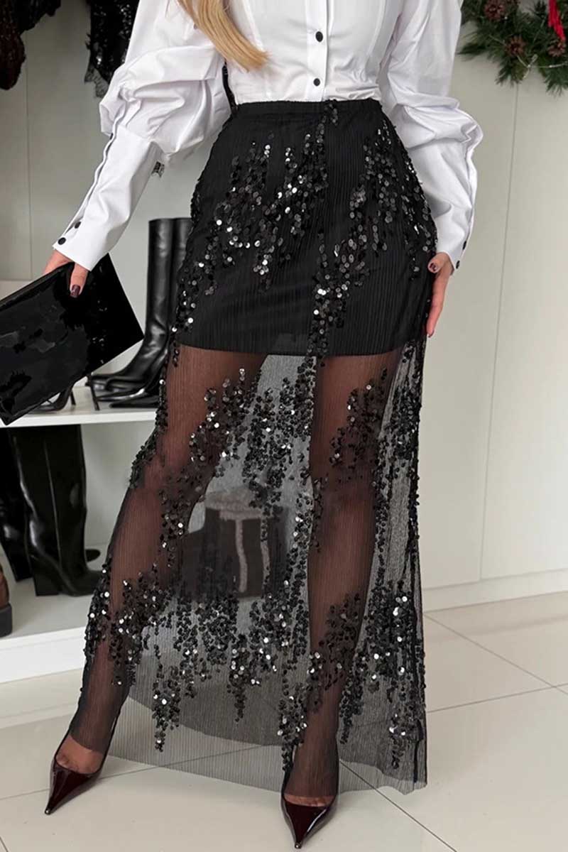 BLACK (1).jpg