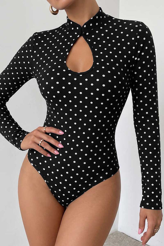 BLACK (3).jpg
