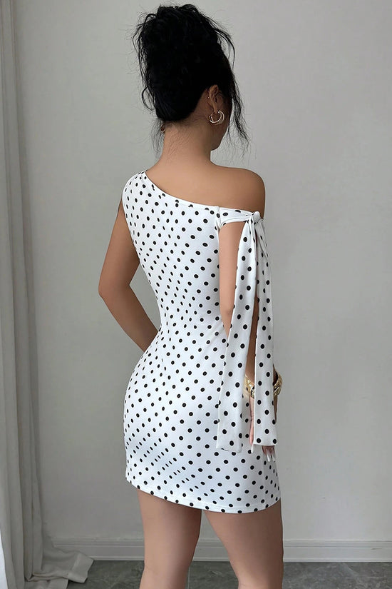WHITE (5).jpg