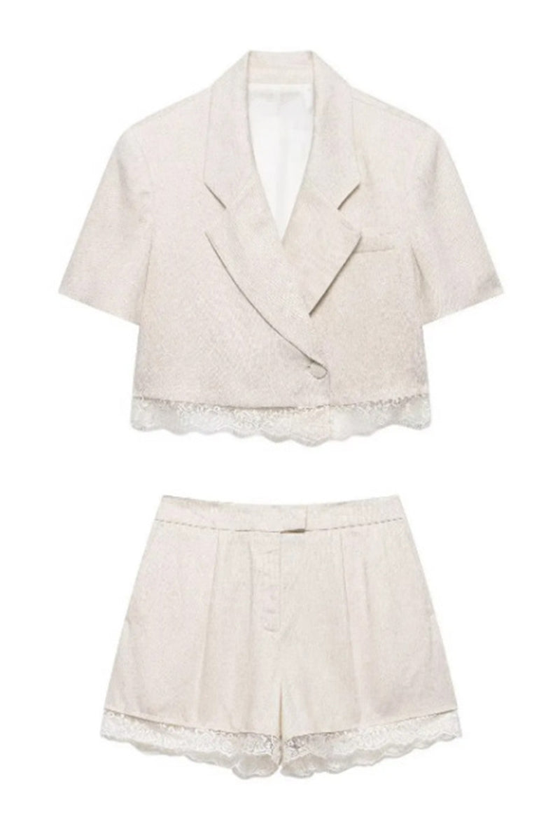 WHITE (3).jpg