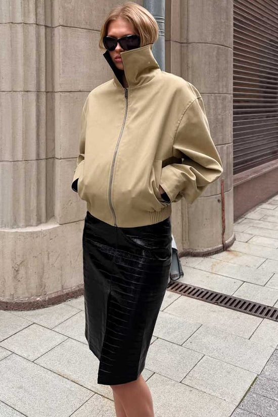 BLACK (1).jpg