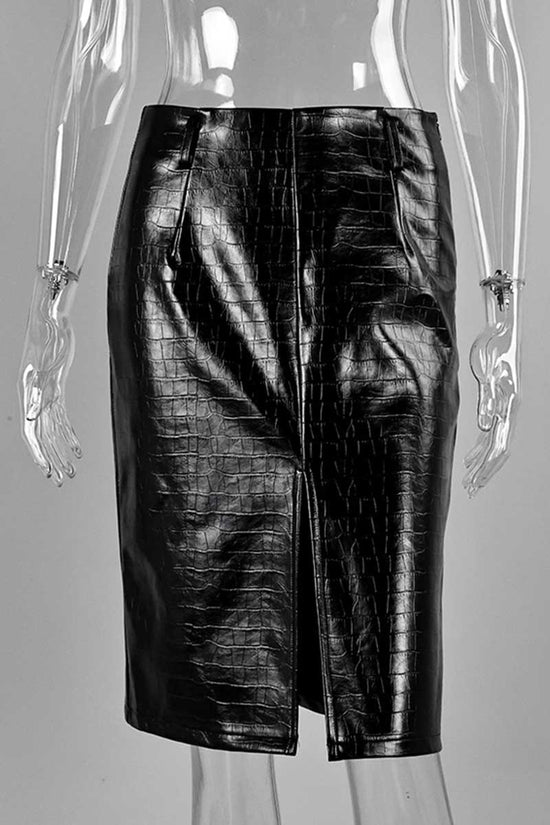 BLACK (2).jpg
